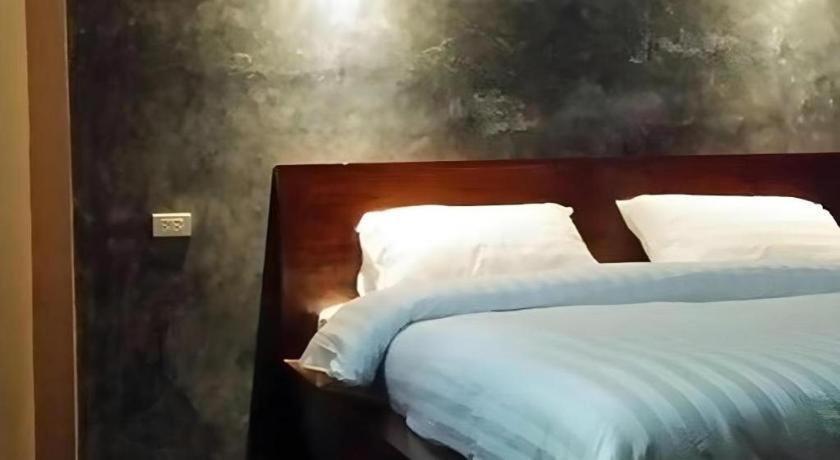 The Infinite Resort Nakhon Sawan Exterior photo