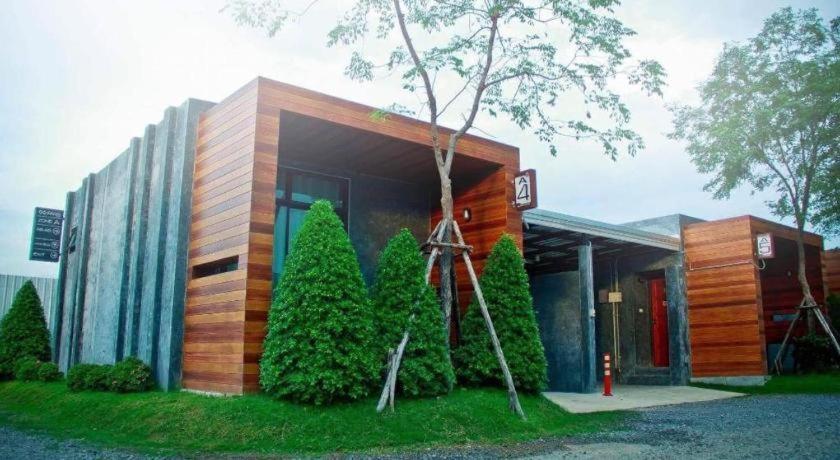 The Infinite Resort Nakhon Sawan Exterior photo
