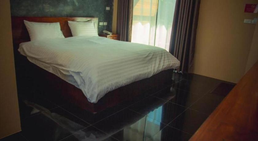 The Infinite Resort Nakhon Sawan Exterior photo
