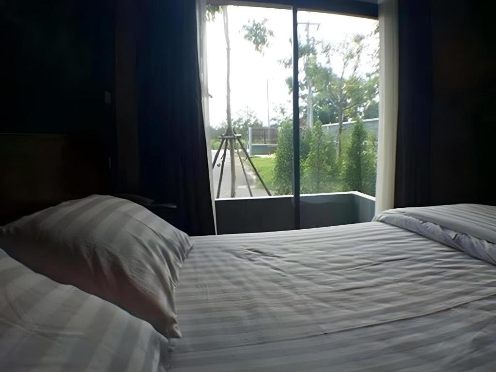 The Infinite Resort Nakhon Sawan Exterior photo